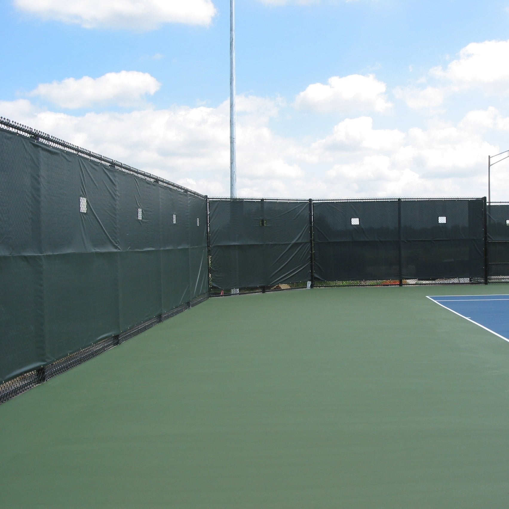 Windscreen: Vinyl Coated Polyester (Cost per sq. ft.*) - DIY Court Canada