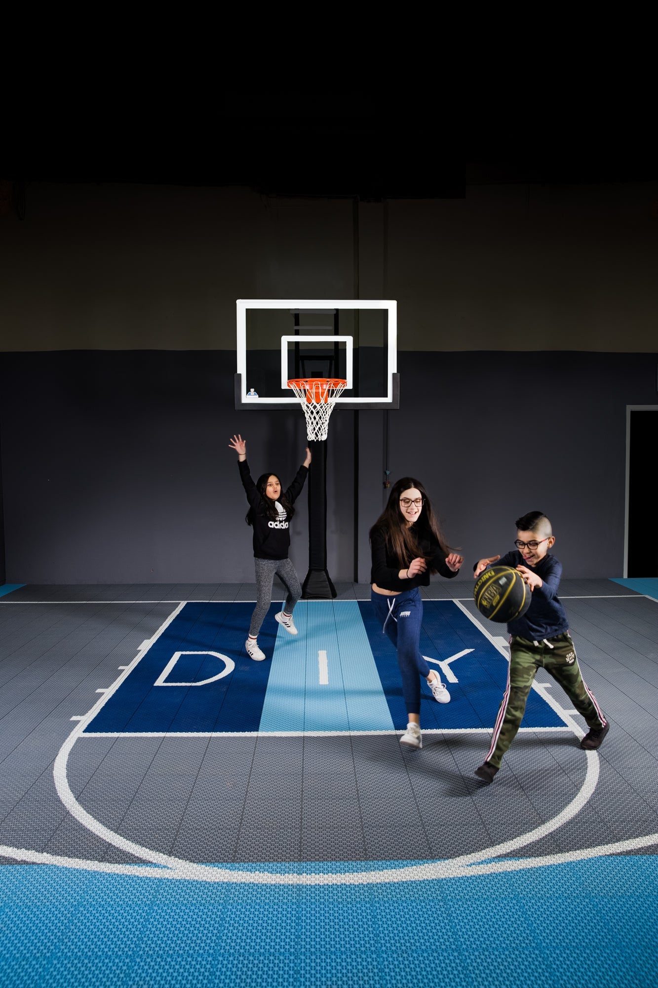 Basketball Court Kit - Full Court 44'3" x 75'6" (F12) - DIY Court Canada