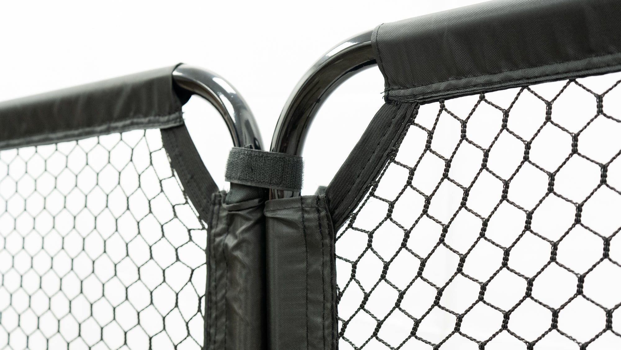 EIGHTYNINE Sports - Portable Pickleball Court Divider Panels (5 Pack: 71.5" Per Panel - 30 Linear Feet)