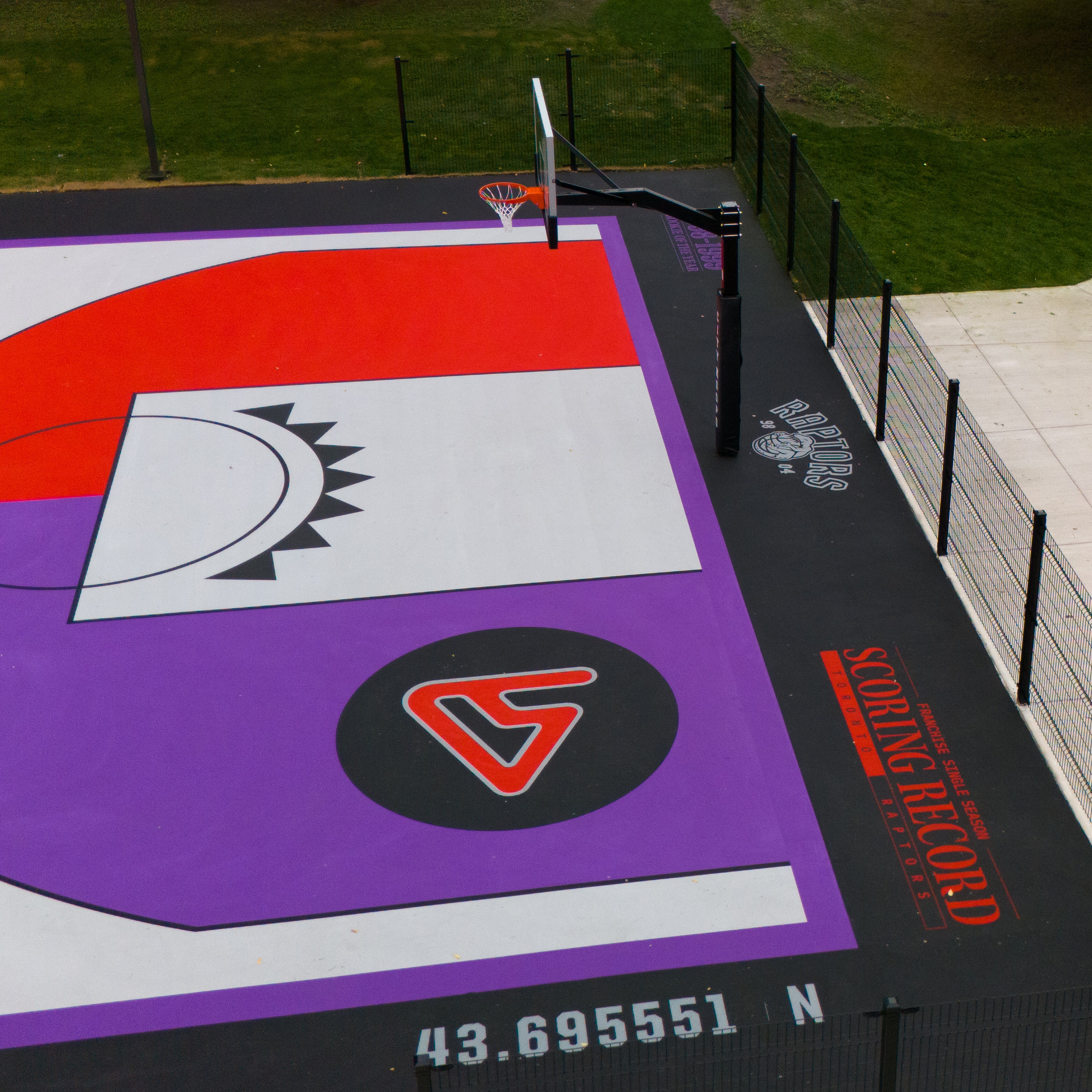 CITY HOOPS - Gooseneck+ Basketball Hoop